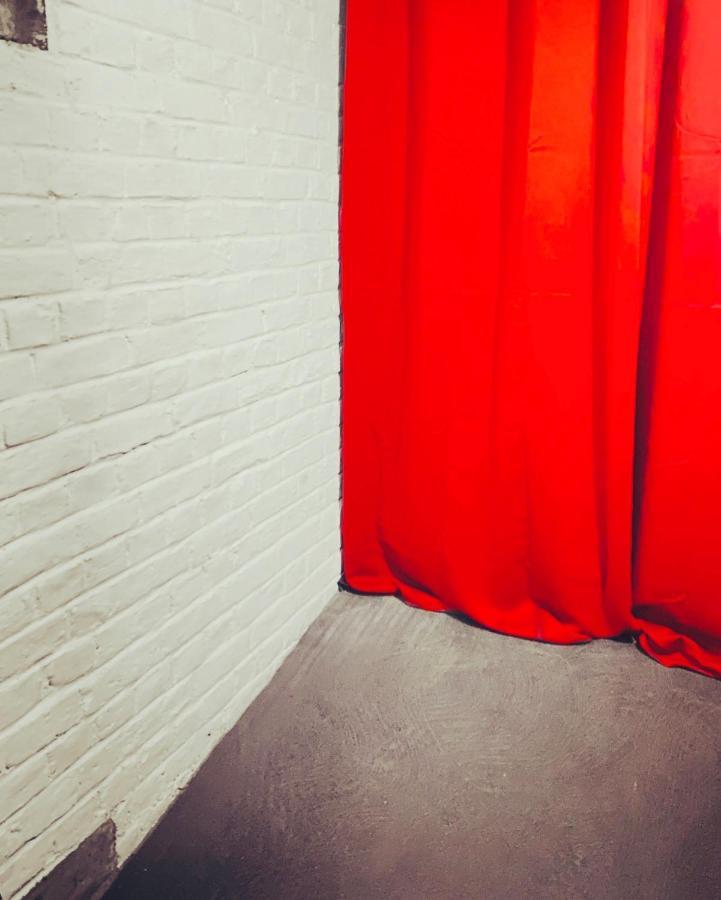 Secret Room Votre Love Room Coquine Et Insolite En Espace Privatif A Tournai Eksteriør billede